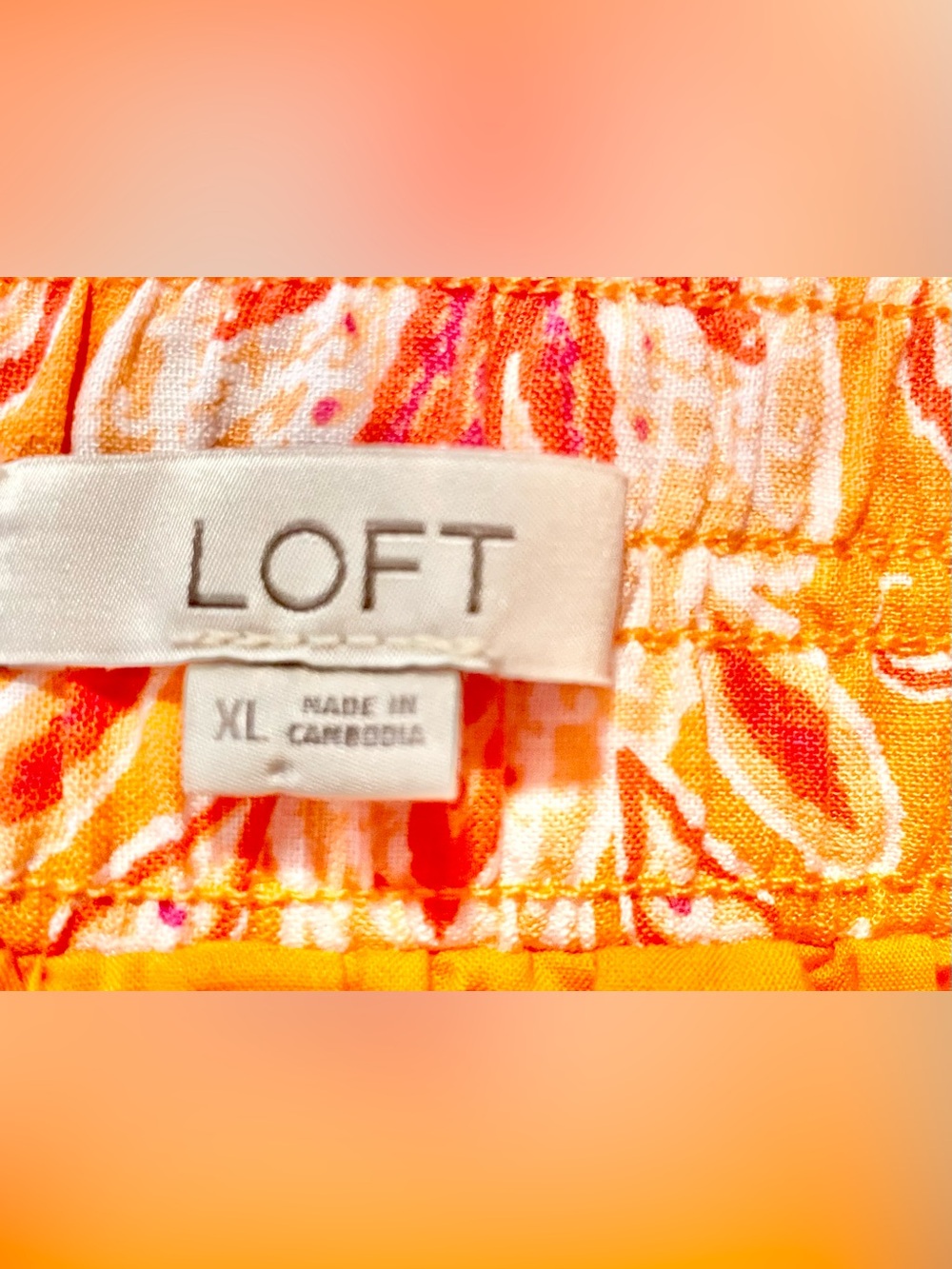 LOFT Women’s Tiered Mini Skirt
SIZE XL **LIKE NEW** - Picture 10 of 10